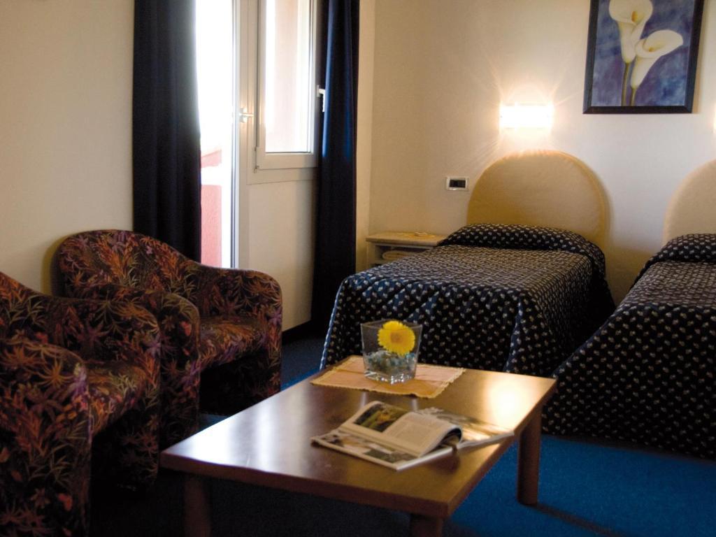Hotel Principe Principina a Mare Room photo